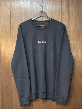 Black New York Crewneck Sweatshirt Mens Large Minimalist Streetwear